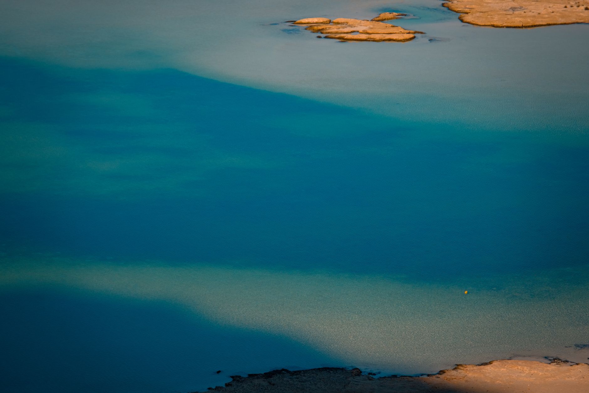 How Much Water Do Women Actually Need Each Day