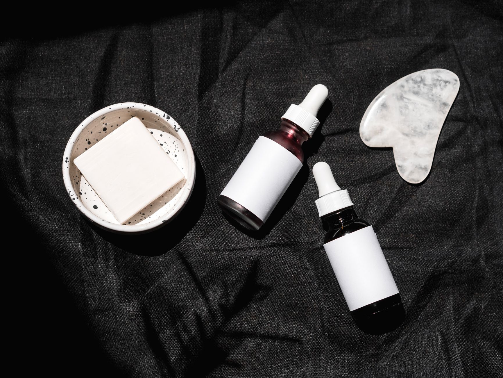Dermatologists Are Alarmed: The Trending Skincare Ingredient You Should Never Mix With Retinol