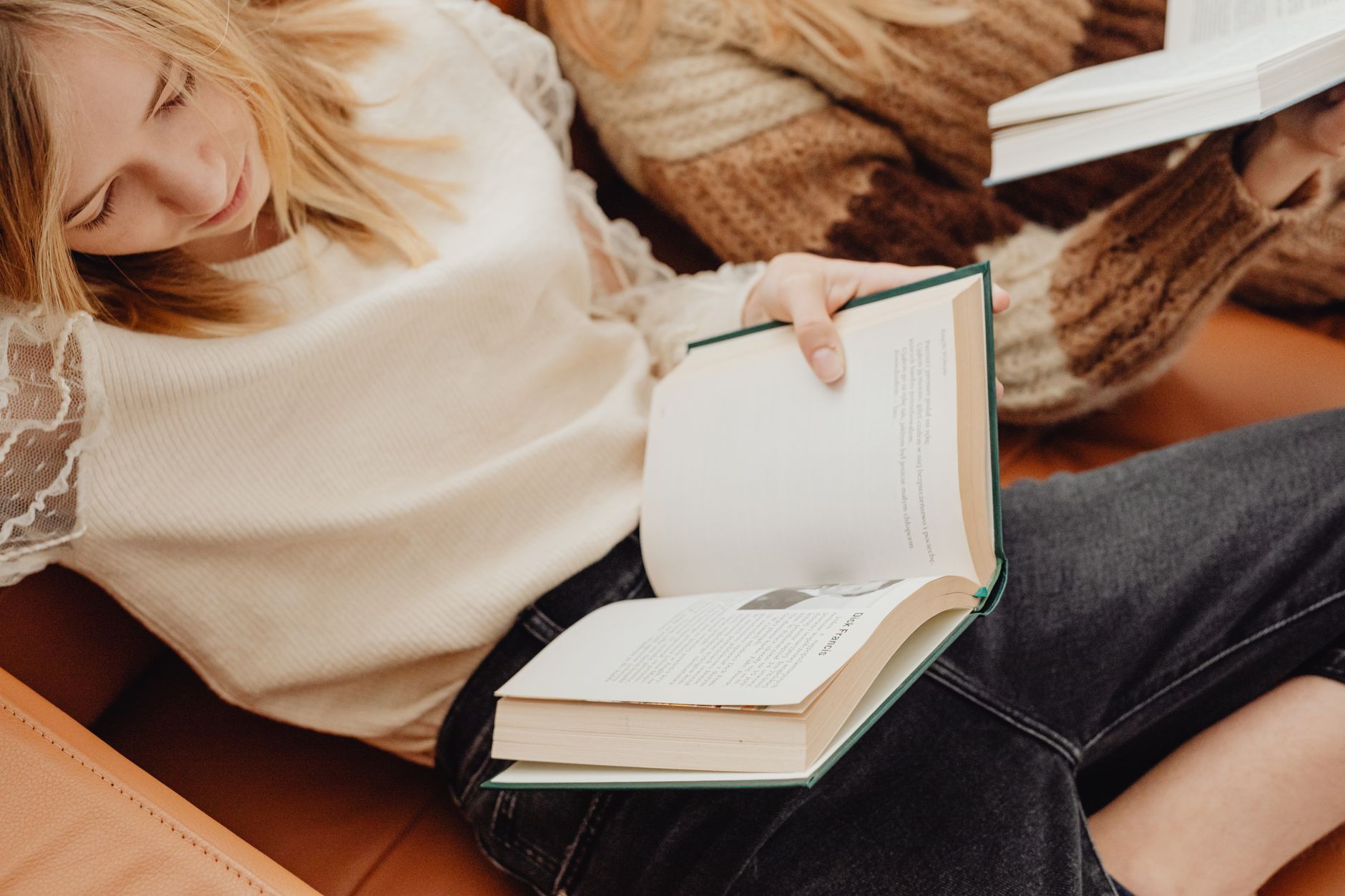 Starting a Book Club That People Actually Show Up To