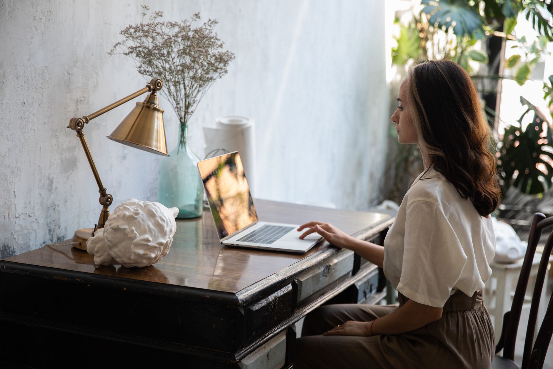 The Most Ambitious Women I Know Have Quietly Stopped Trying to Do It All